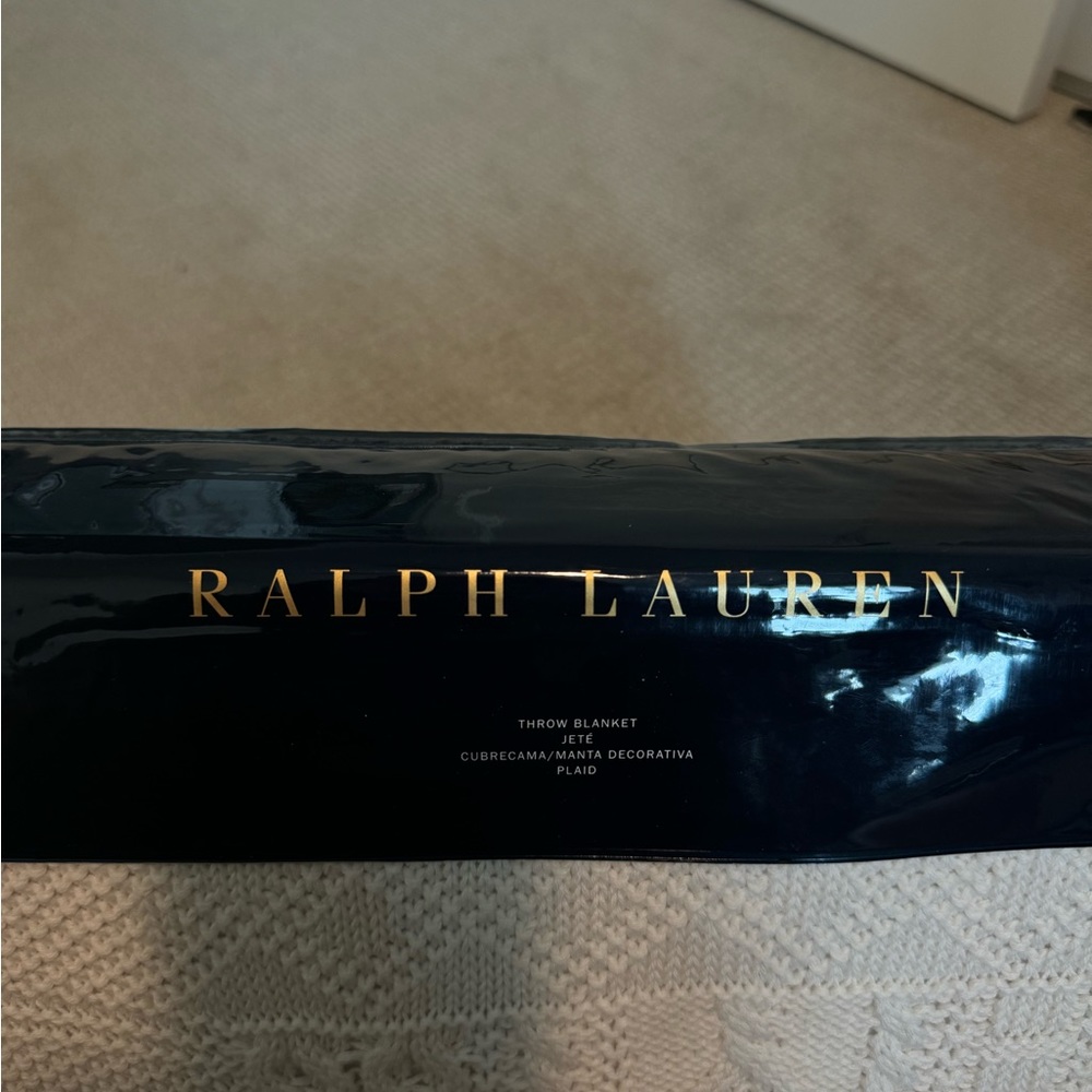 RL throw blanket - Picture 5 of 5